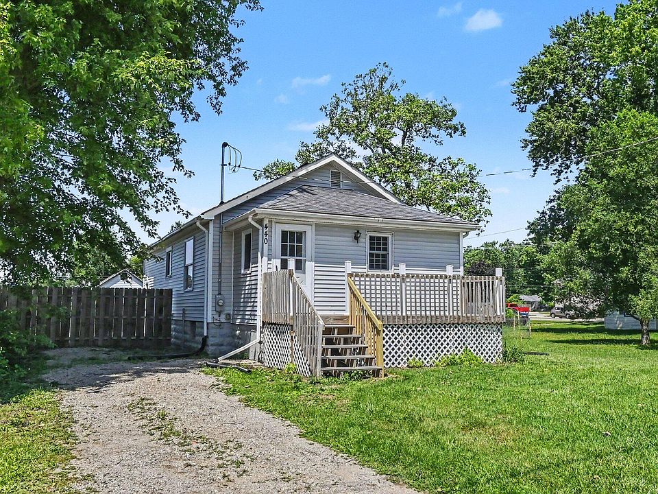 1st image of 440 Condad Ave