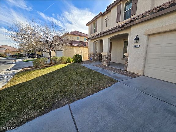 3rd image of 1113 Dawn Valley Dr