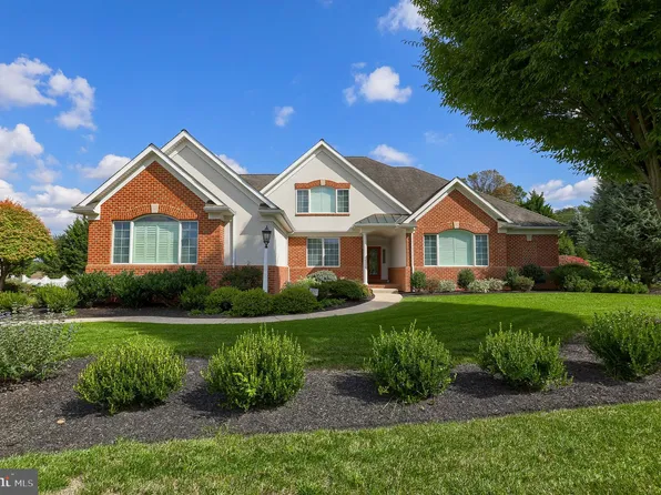 5 Barrister Pl, Lancaster, PA 17601