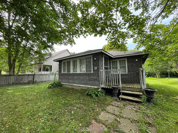 4th image of 3068 Lakeview Blvd