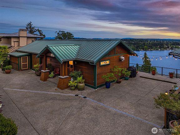 2nd image of 8909 NE 118th Place