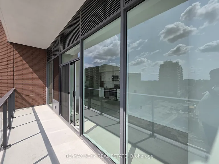 4010 Eglinton Ave W #706 — Photo 10