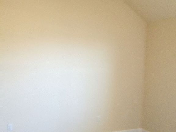 5th image of 392 Park Place Dr