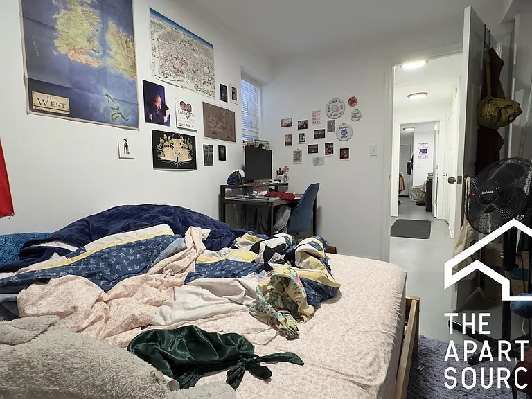 2049 N Bingham St #G — Photo 8