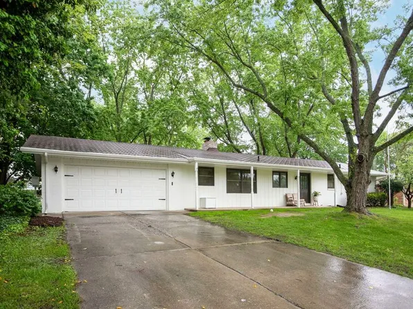 5899 Demorrow Rd, Stevensville, MI 49127