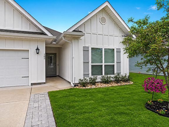 5th image of 163 Stonegate Cir
