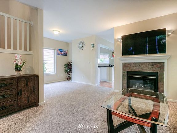 4th image of 16025 NE 94th Way #501