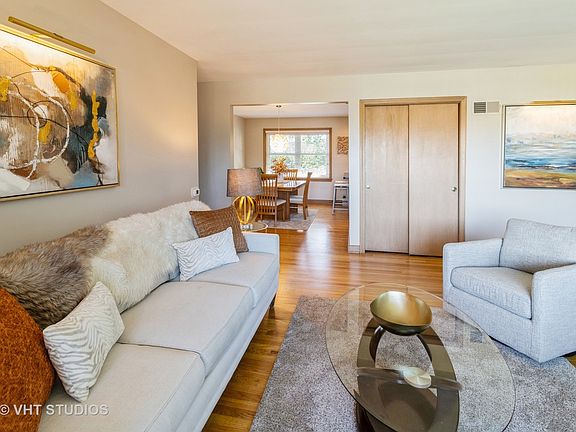 4th image of 1431 Balmoral Ave APT 2N