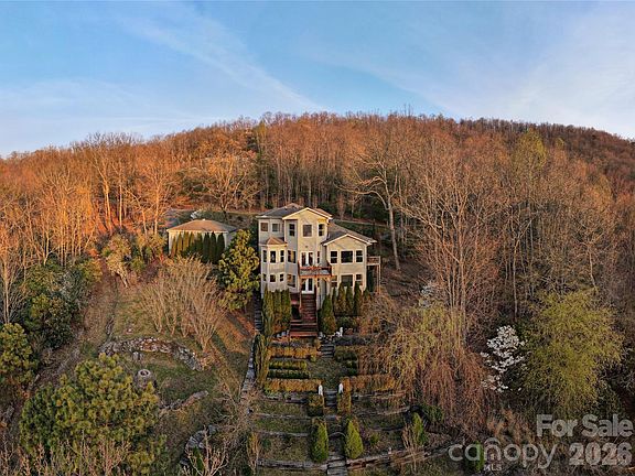 2nd image of 301 Forge Crest Dr