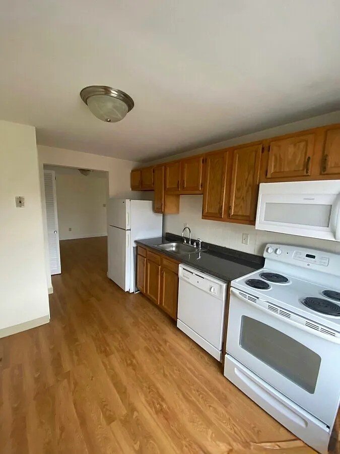 1 bed, $2,250 — Photo 3
