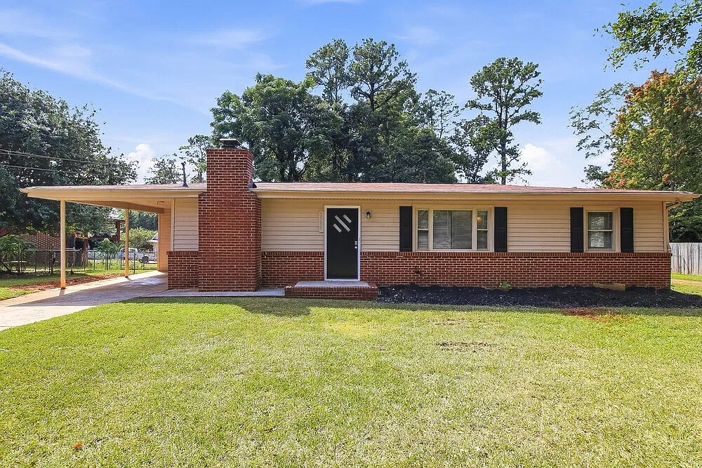 2 bed, 2.0 bath, 1284 sqft, $1,565 — Photo 1