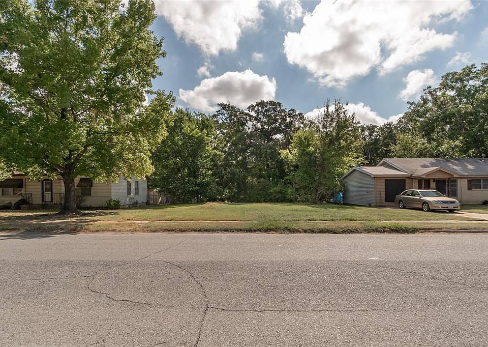 2nd image of 1205 Ridgewood Rd Lot 21