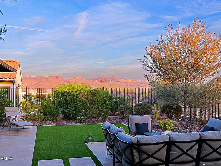 17811 E Cindercone Rd — Photo 21