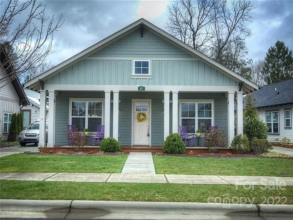 47 Bungalow Way — Photo 1