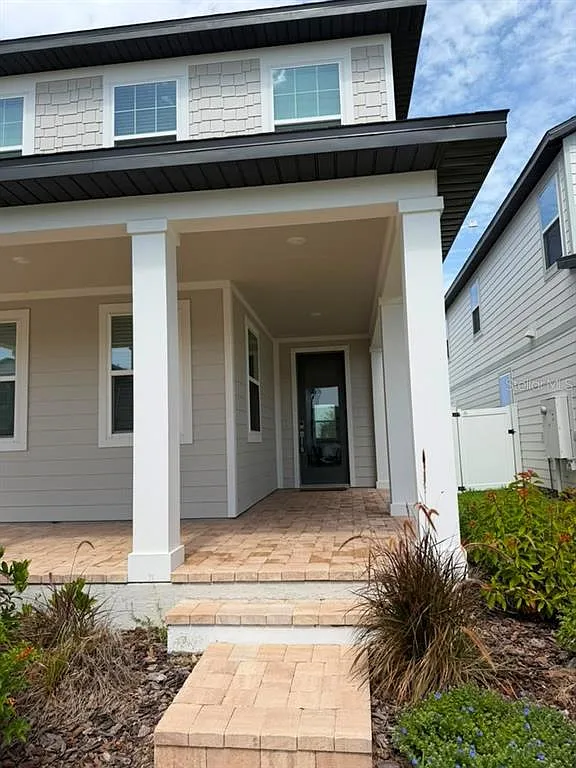 5 bed, 4.5 bath, 3545 sqft, $4,900 — Photo 3