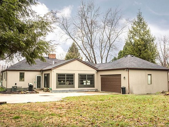 2nd image of 1246 Rose Circle Dr