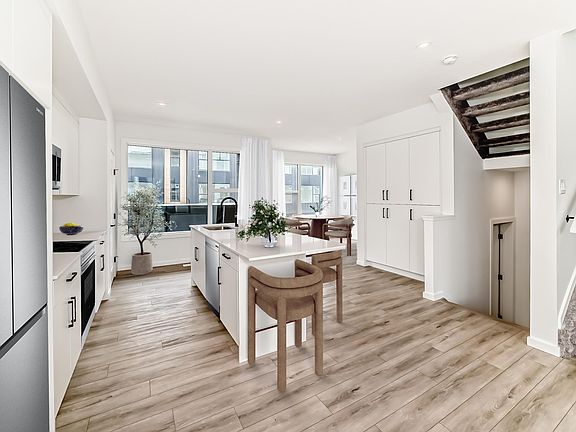 5th image of 5 Rondeau Dr #68