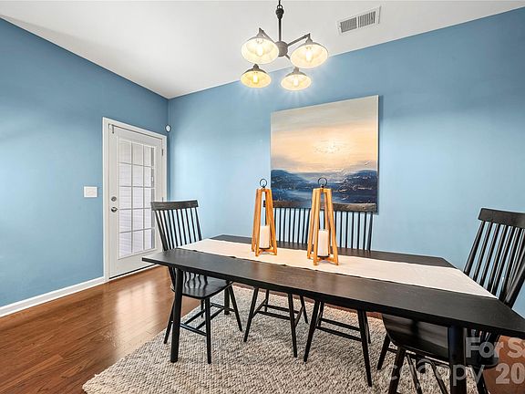 2nd image of 7206 Moultrie Way