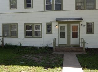 1324 S Pershing Ave, Wichita, KS 67218