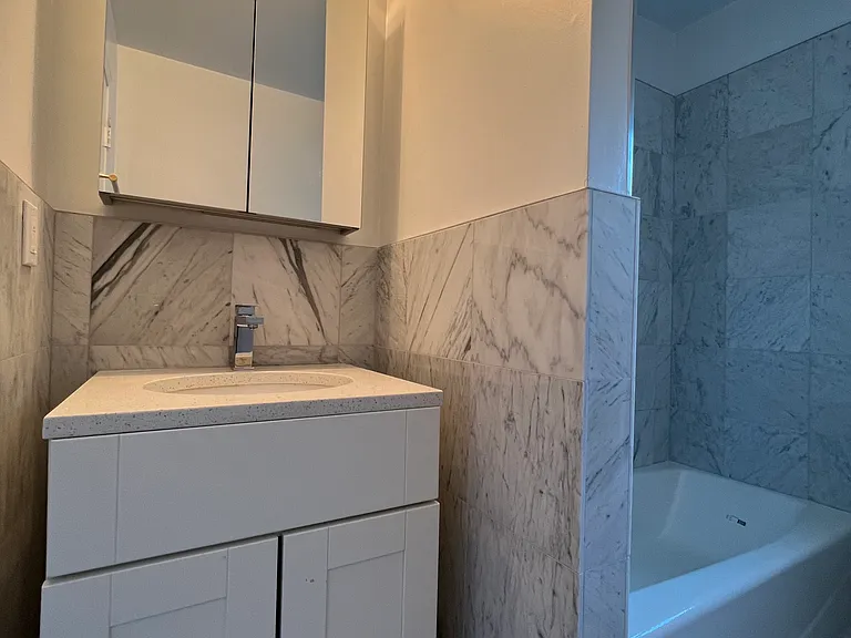 77 Alta Ave — Photo 9