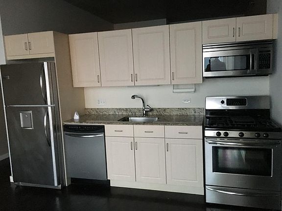 2nd image of 1720 S Michigan Ave APT 2605