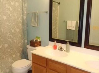 1400 Willow Lake Dr, Charlottesville, VA 22902