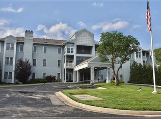 17800 E Bolger Rd APT 101, Independence, MO 64055
