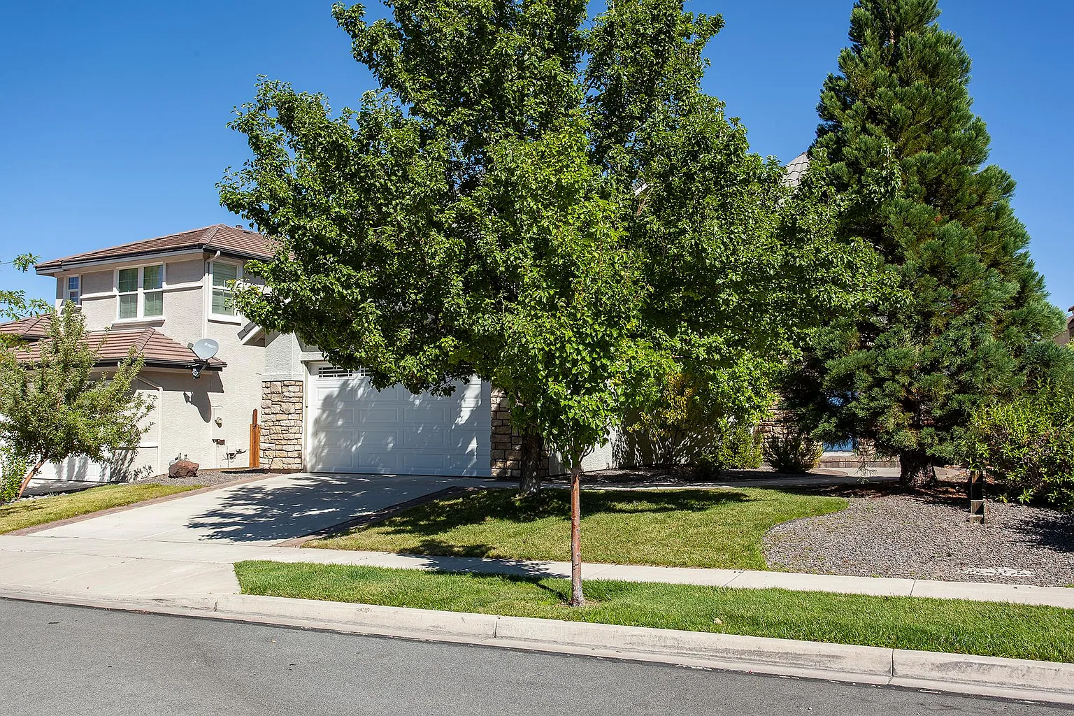 2908 Astronomer Way photo 1