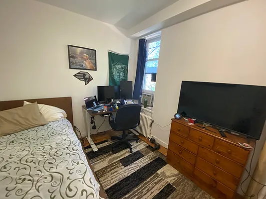 Rented by Oxford Property Group | media 7