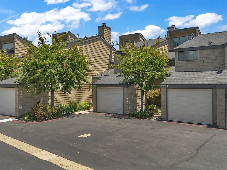 33492 Valley View Ct #19 — Photo 2