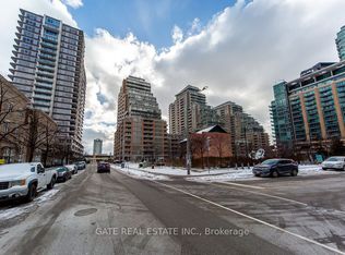 65 Liberty St #407, Toronto, ON M6K 1Y4