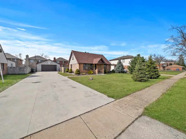 7928 Natoma Ave, Burbank, IL 60459