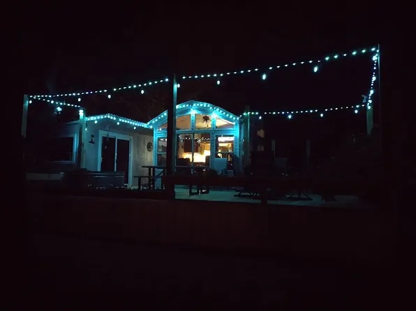 3 Saint Charles Bay Dr, Rockport, TX 78382