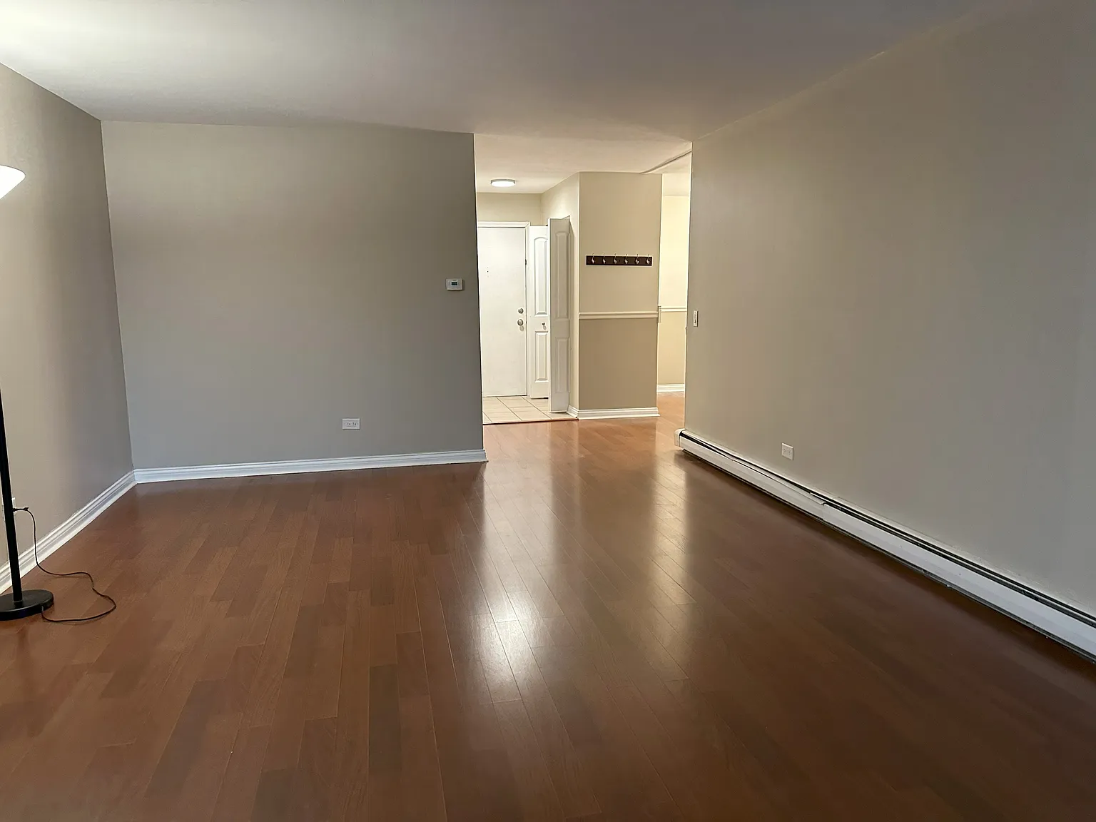 2 bed, 1164 sqft, $2,100 — Photo 2