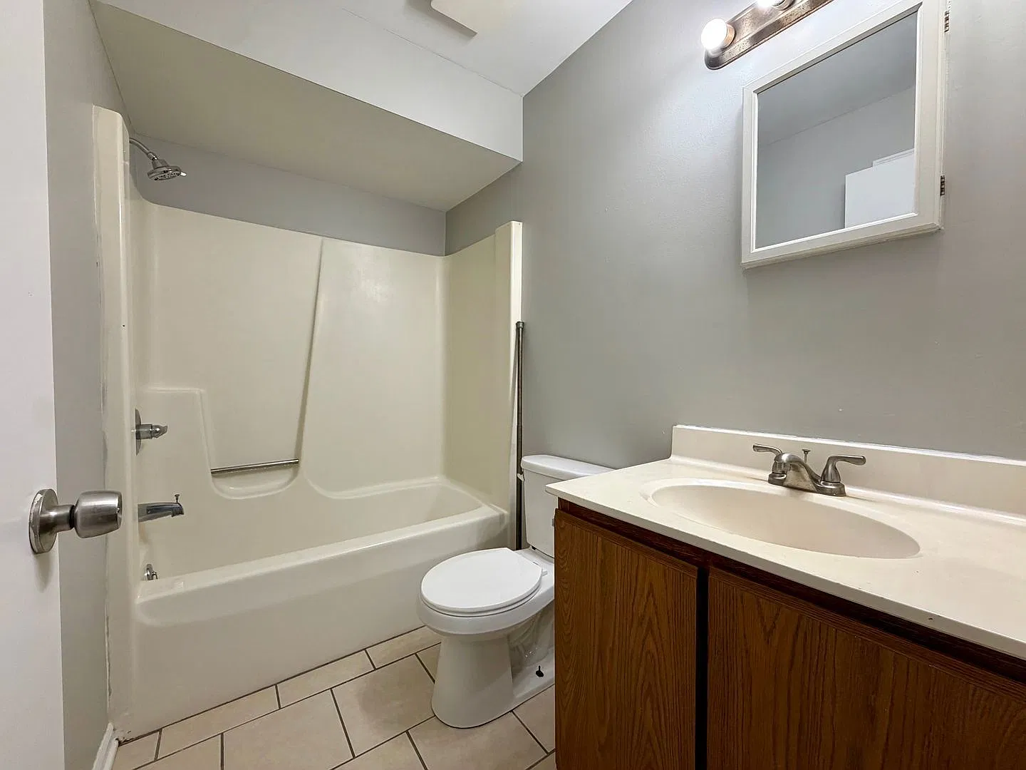 2 bed, 1.0 bath, 825 sqft, $1,500 — Photo 4