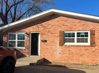 2104 22nd St APT B, Lubbock, TX 79411
