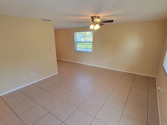 4th image of 3104 49th Avenue Dr W Dept B
