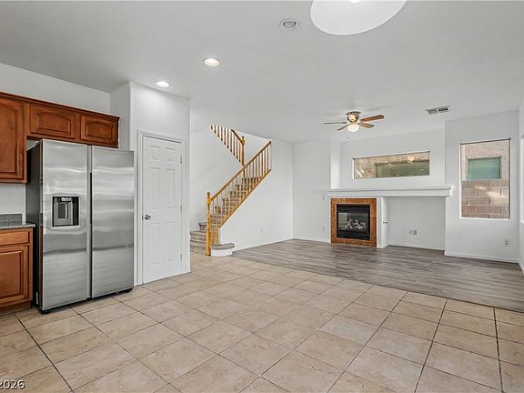 4th image of 3554 Gloucester Gate St