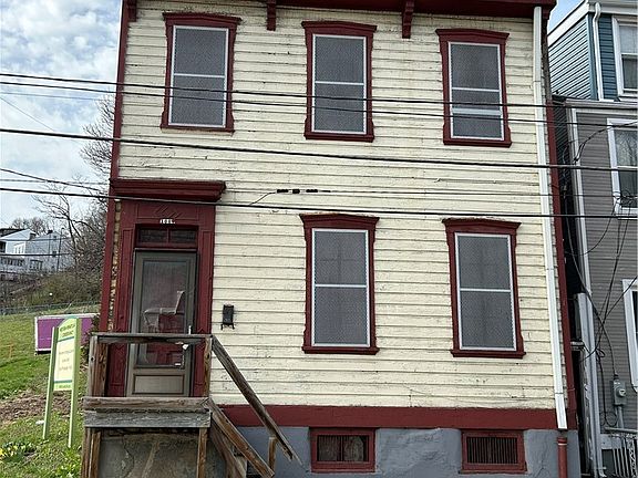 2nd image of 1000 Spring Garden Ave