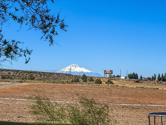 3rd image of 1201 NW Highway 26
