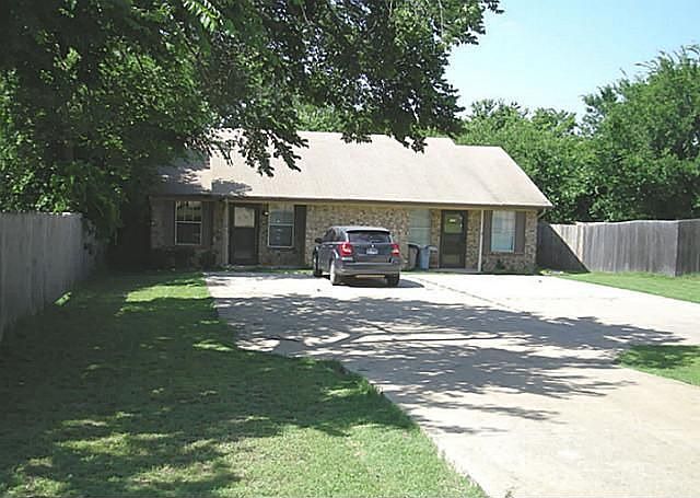1st image of 102 Pine Meadow Dr