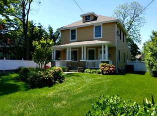 133 Seaview Ter, Northport, NY 11768