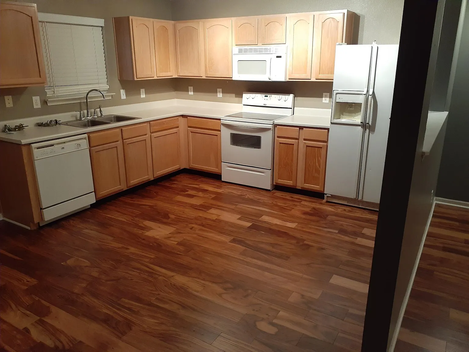 10439 Kensington Way photo 1