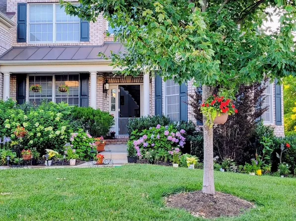 43341 Barnstead Dr, Ashburn, VA 20148