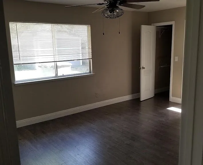 1568 Bullard Ave — Photo 11