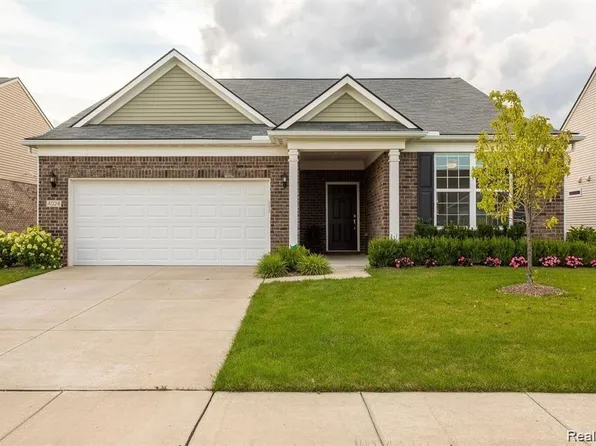 4024 Colfax Ct, Canton, MI 48188