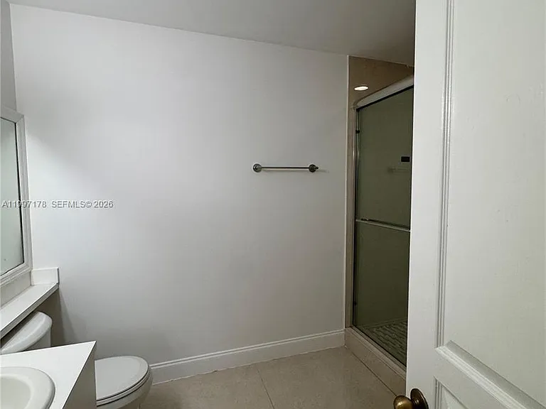 16747 Hemingway Dr — Photo 11