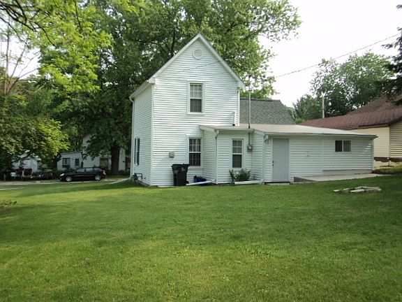 3rd image of 771 E Burton St