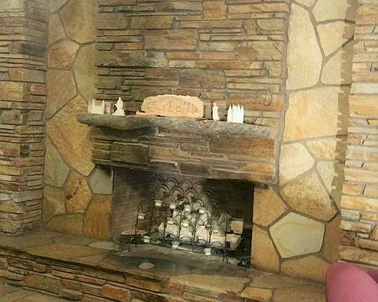 Gas fireplace
