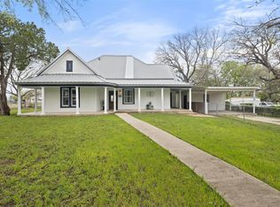 144 Italia St, Walnut Springs, TX 76690